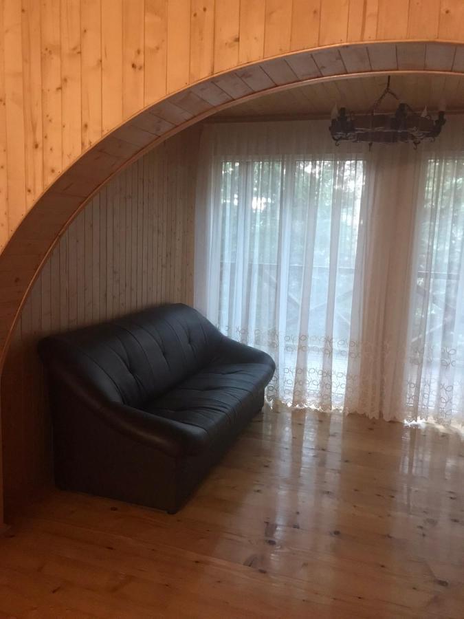 Ялинка Villa Мигово Екстериор снимка