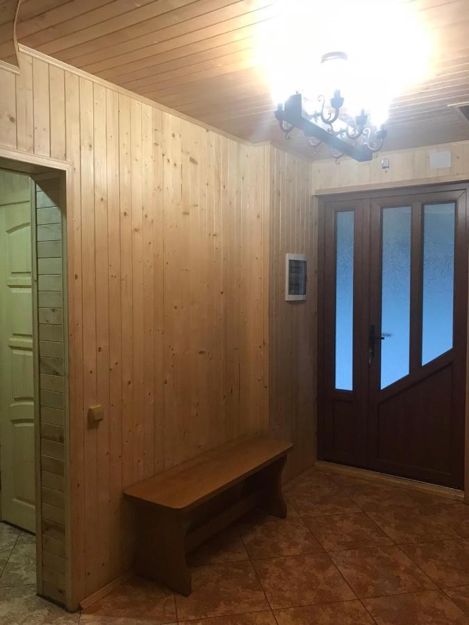 Ялинка Villa Мигово Екстериор снимка