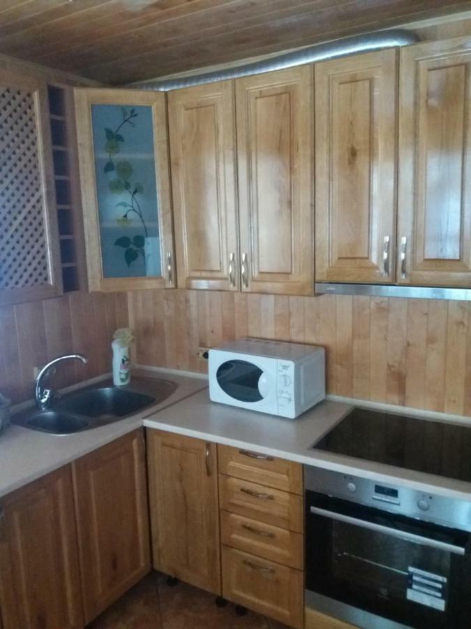 Ялинка Villa Мигово Екстериор снимка