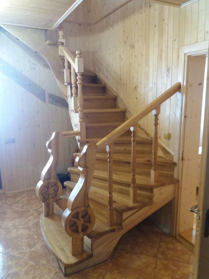 Ялинка Villa Мигово Екстериор снимка