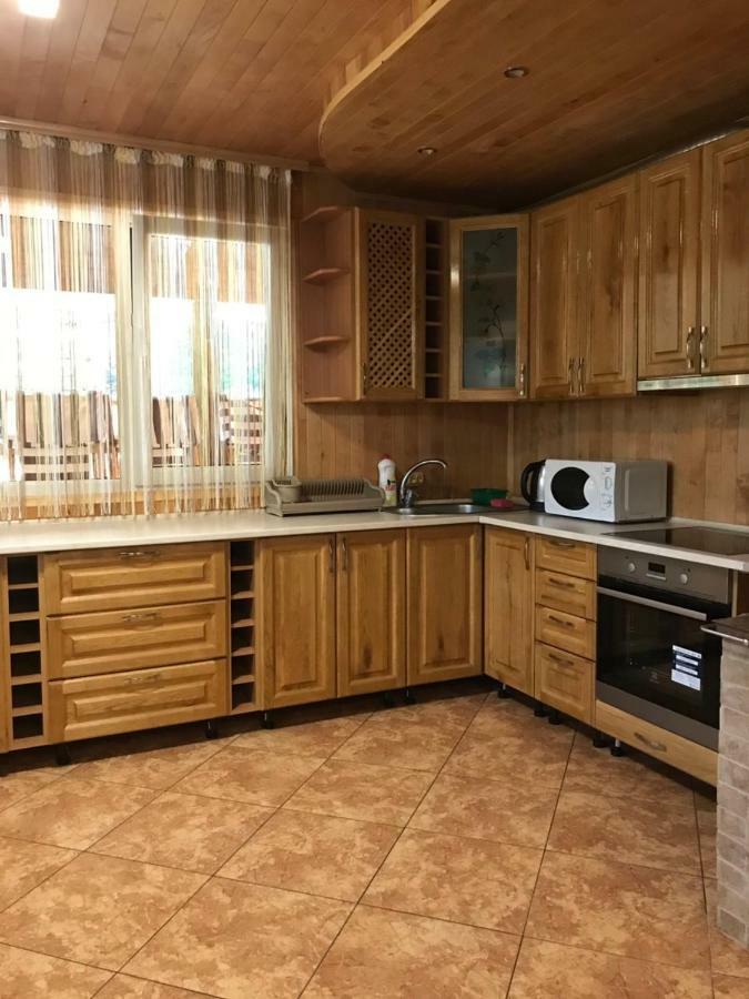 Ялинка Villa Мигово Екстериор снимка