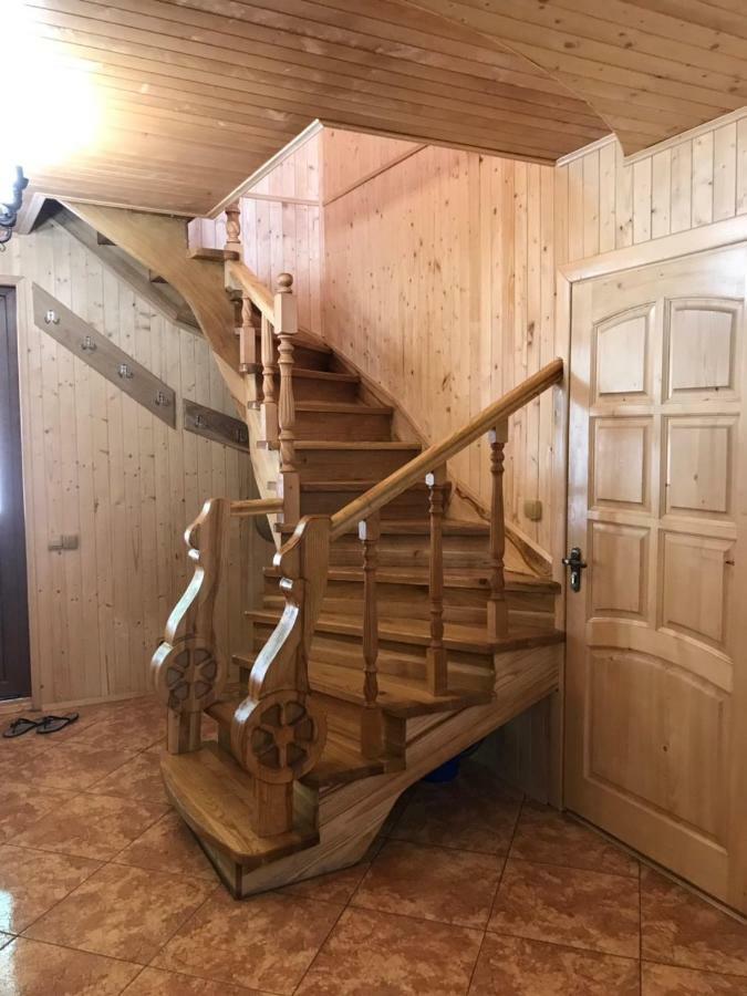 Ялинка Villa Мигово Екстериор снимка