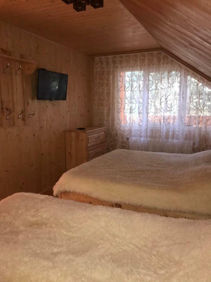 Ялинка Villa Мигово Екстериор снимка